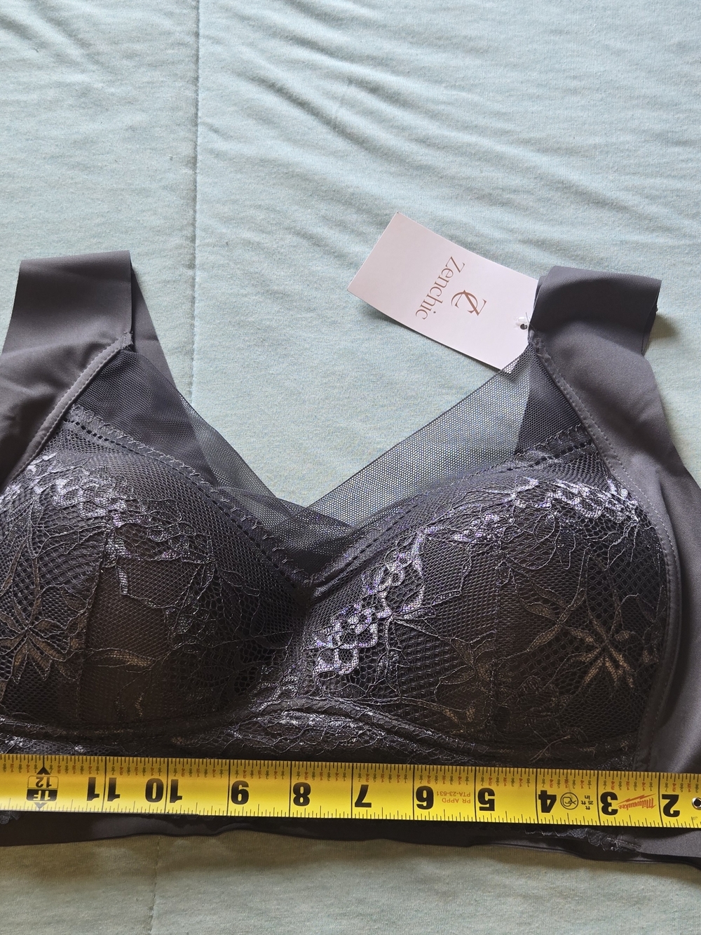Lace Wireless Bra in Charcoal